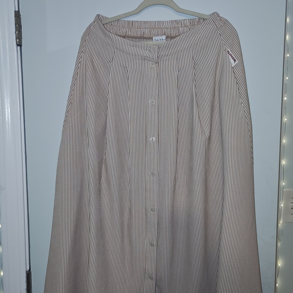 Nicole Miller Beige Striped Maxi Skirt